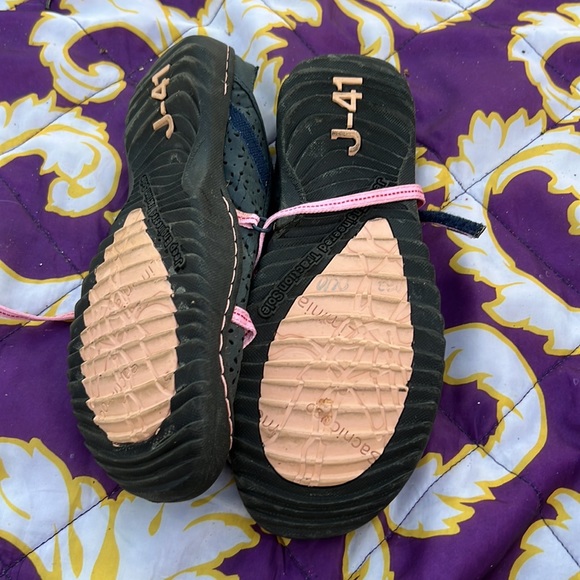 J41 blue slip on shoes with Velcro detail - Picture 2 of 2